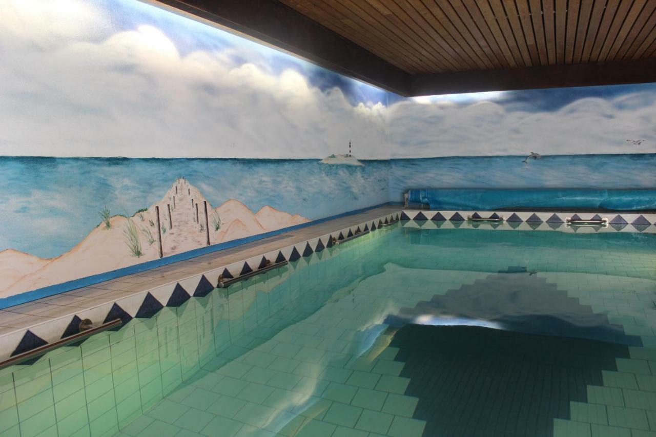 Haus Abbi, Ferienwohnung mit Schwimmbad Hage Exterior foto